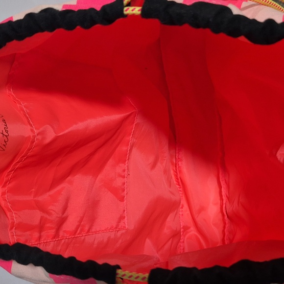 Victoria Secret Limited Edition - Picture 3 of 7